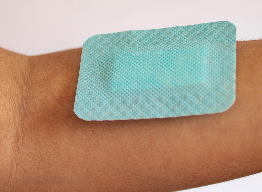 Covalon | CovaWound™ SuperAbsorbent | Apósito Super Absorbente con suave espuma de poliuretano, capa de polietileno y núcleo de polímero